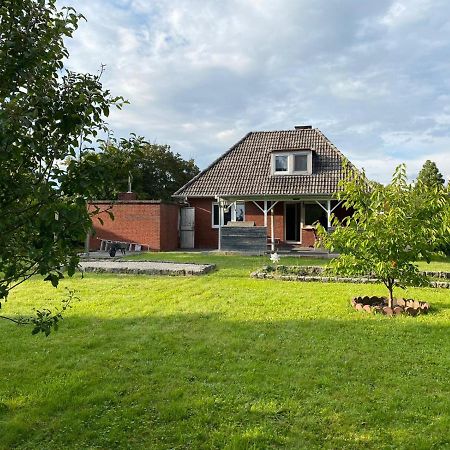 Ferienhaus Sieglinde Mit Deichblick Емден Екстериор снимка