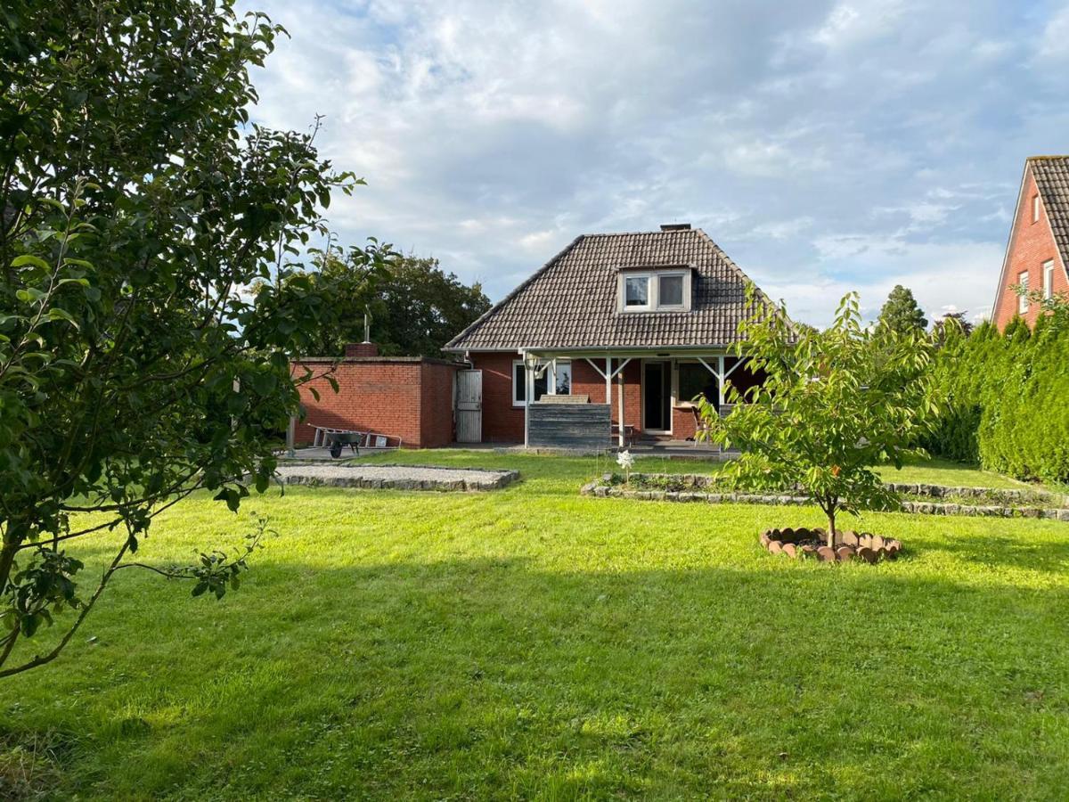 Ferienhaus Sieglinde Mit Deichblick Емден Екстериор снимка