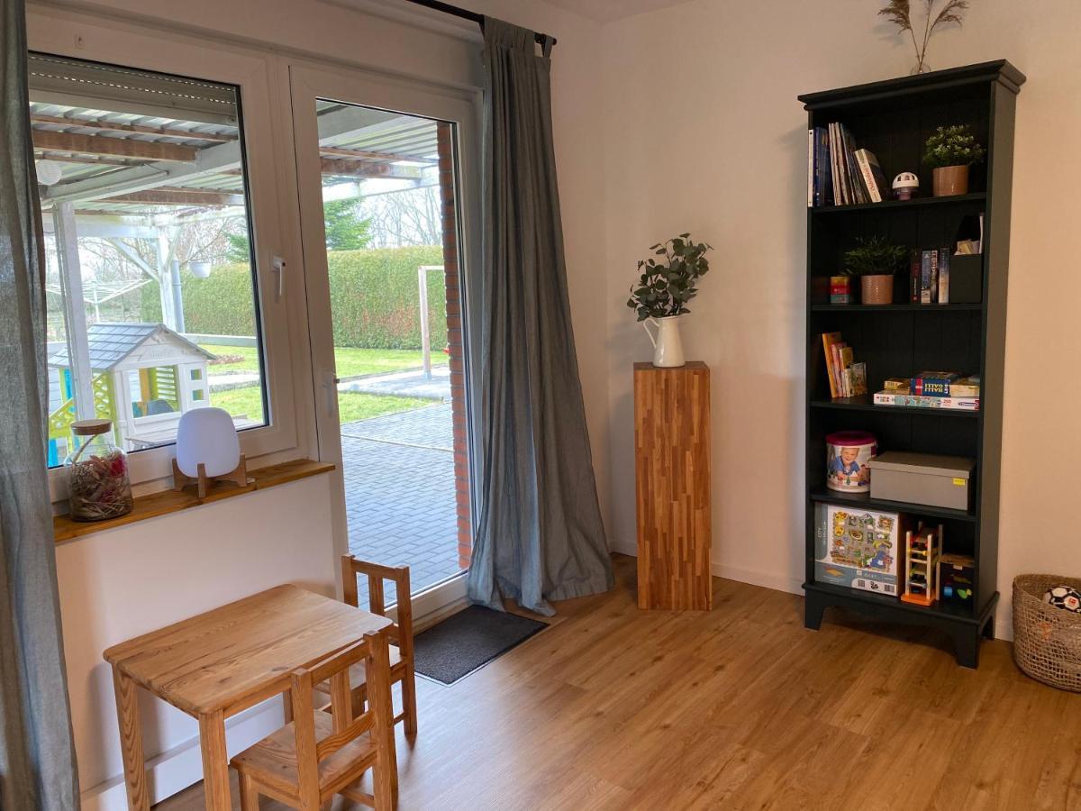 Ferienhaus Sieglinde Mit Deichblick Емден Екстериор снимка